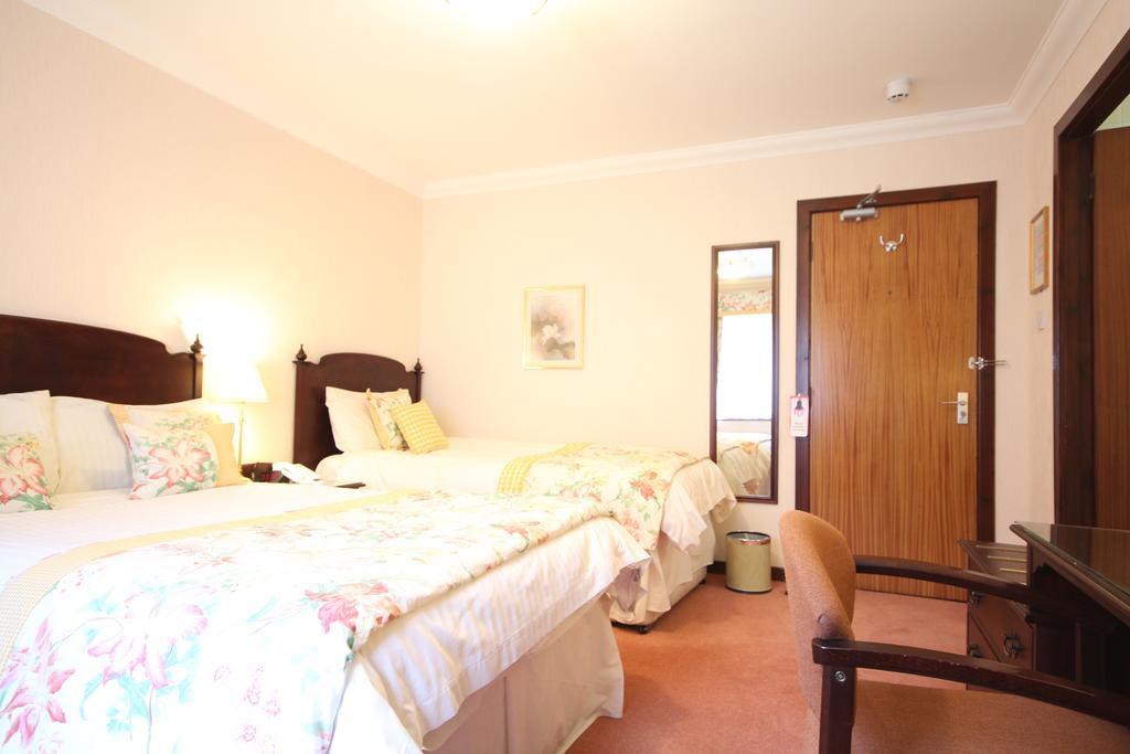 Strathburn Hotel Inverurie By Compass Hospitality Exteriör bild