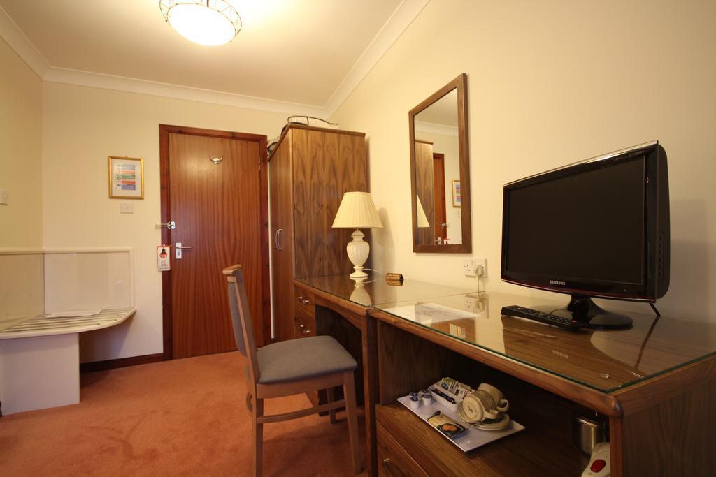 Strathburn Hotel Inverurie By Compass Hospitality Exteriör bild