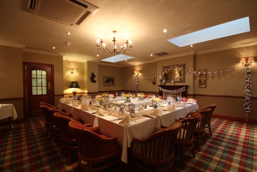 Strathburn Hotel Inverurie By Compass Hospitality Exteriör bild